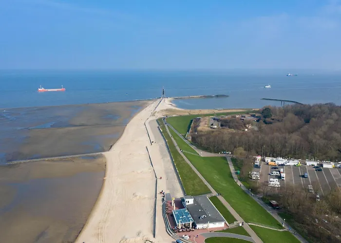 Trafalgar 150 Апартаменты